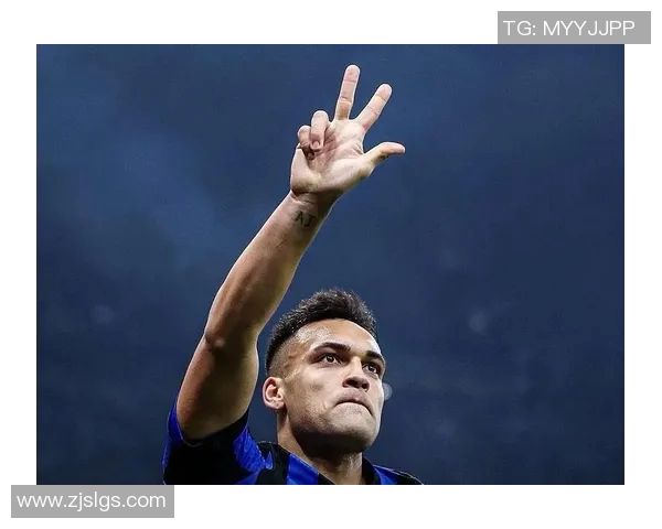 足球帽子球星传奇：那些在世界杯和欧冠赛场上上演帽子戏法的传奇人物