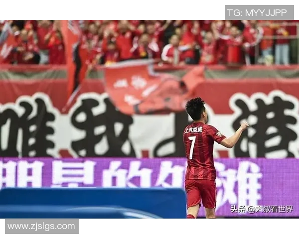 草根足球星逆袭之路展现平凡少年如何凭热爱逐梦绿茵舞台 草根足球星逆袭之路展现平凡少年如何凭热爱逐梦绿茵舞台